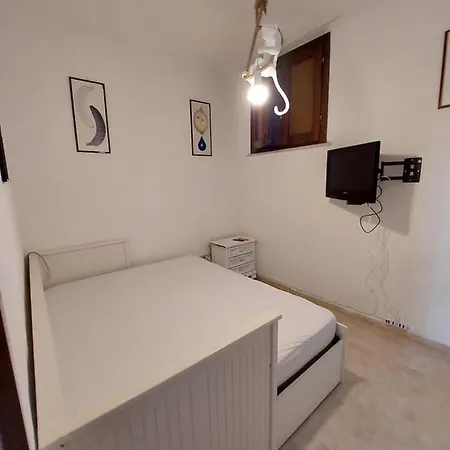 Vittoria Paradise It Sardegna