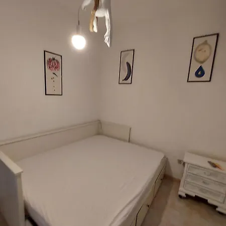 Vittoria Paradise It Sardegna * 카스텔사르도